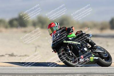 media/Dec-07-2025-CVMA (Sun) [[3e7d2de5dc]]/Race 4-Supersport Middleweight/